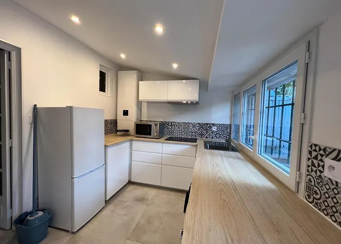 بيت للعطل T2 Cosy Avec Terrasse - 5 Min Des Plages *